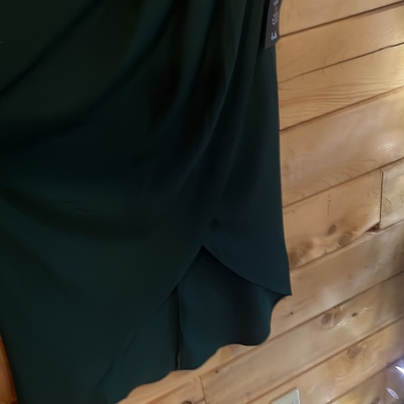 Lulu’s Dark Green Dress - Picture 6 of 10